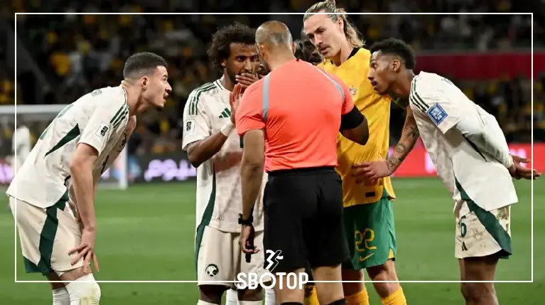 SBOTOP Pelatih Australia Puji Agresivitas dan Energi Arab Saudi: Timnas Indonesia Harus Tetap Waspada