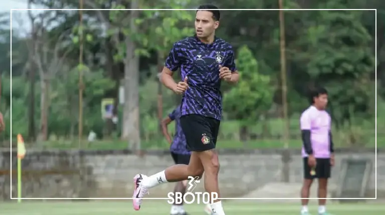 SBOTOP: Ezra Walian Ungkap Alasan Tinggalkan Persib dan Pilih Persik di BRI Liga 1 Musim Ini