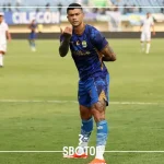 SBOTOP Persib Siap Hadapi Lion City Sailors di Lapangan Sintetis Ciro Alves: Tekad Kami Tetap Menang